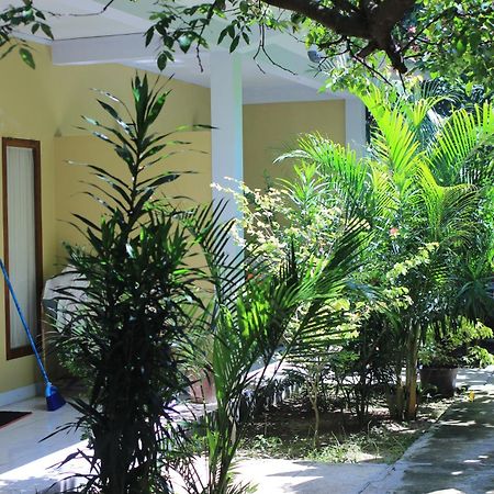 Three V Homestay Kuta  Exteriör bild