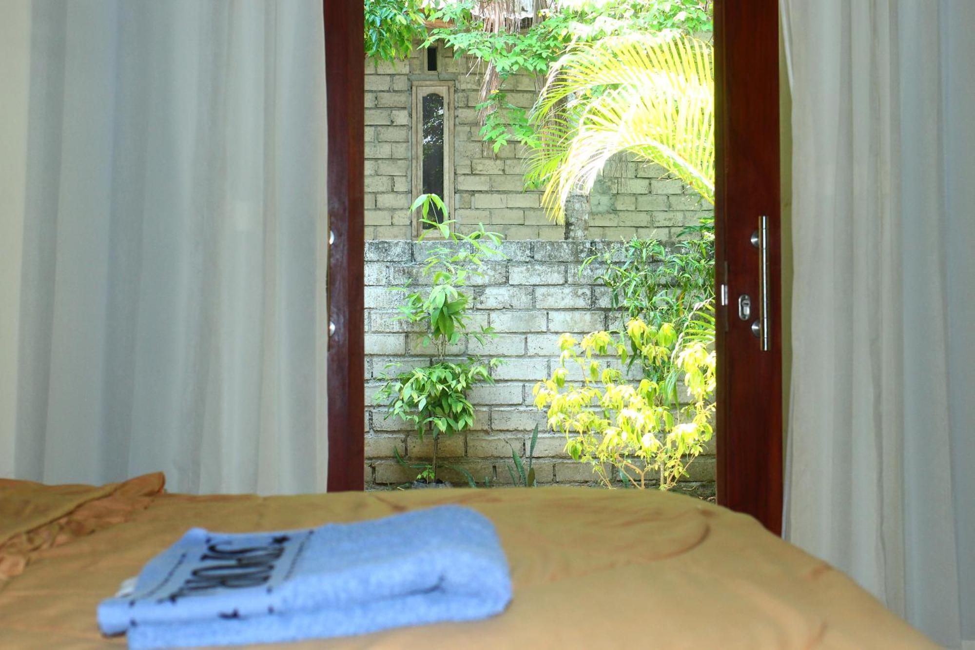 Three V Homestay Kuta  Exteriör bild
