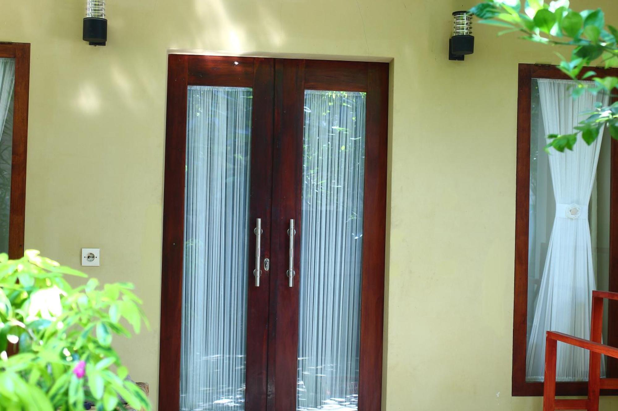 Three V Homestay Kuta  Exteriör bild