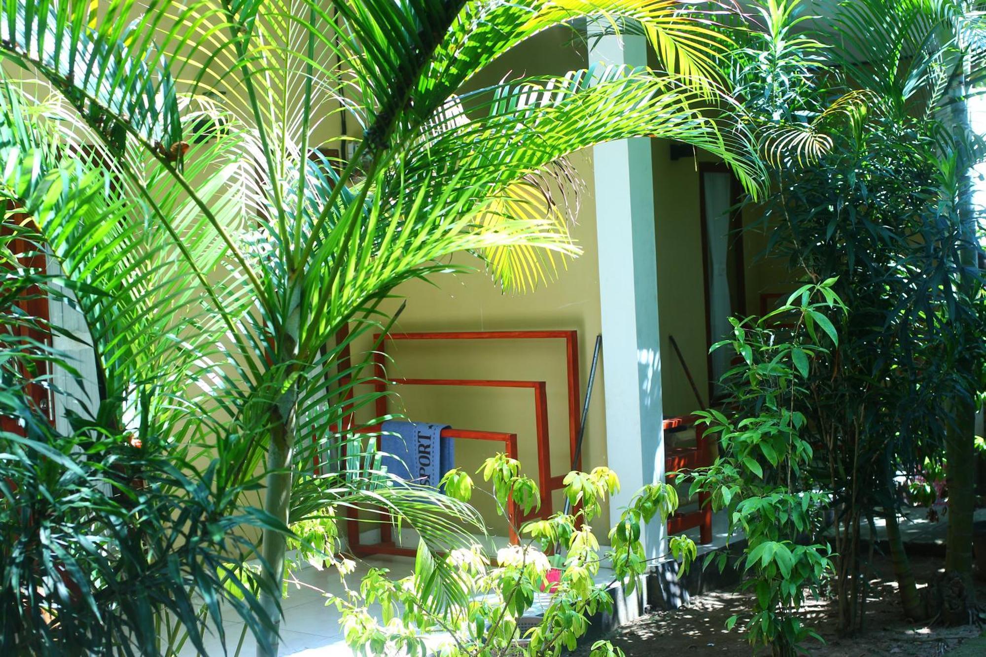 Three V Homestay Kuta  Exteriör bild