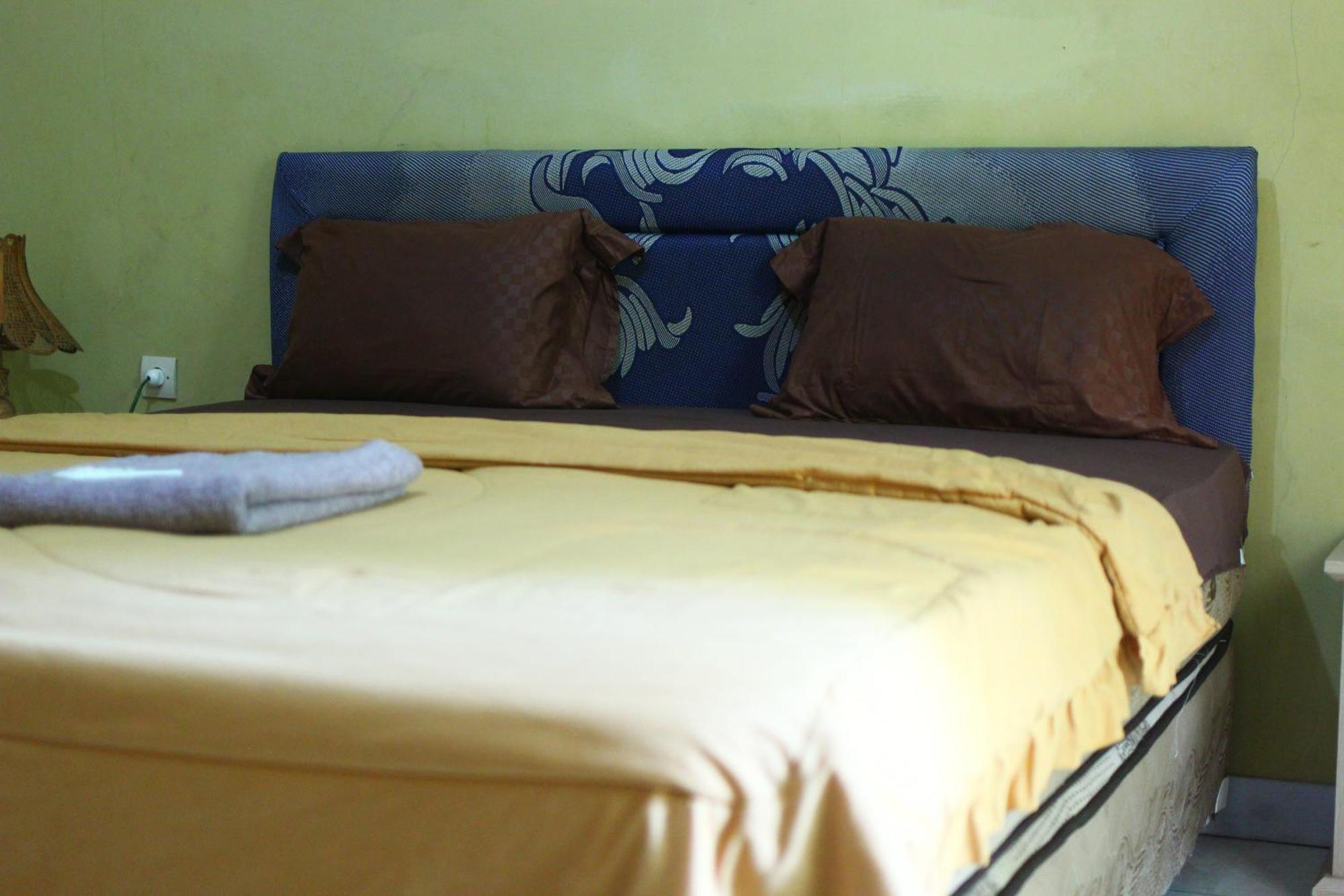 Three V Homestay Kuta  Exteriör bild